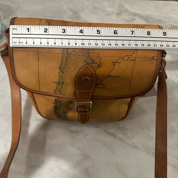 Prima Classe Alviero Martini Crossbody bag . Luxury made in Italy Map - Picture 13 of 16